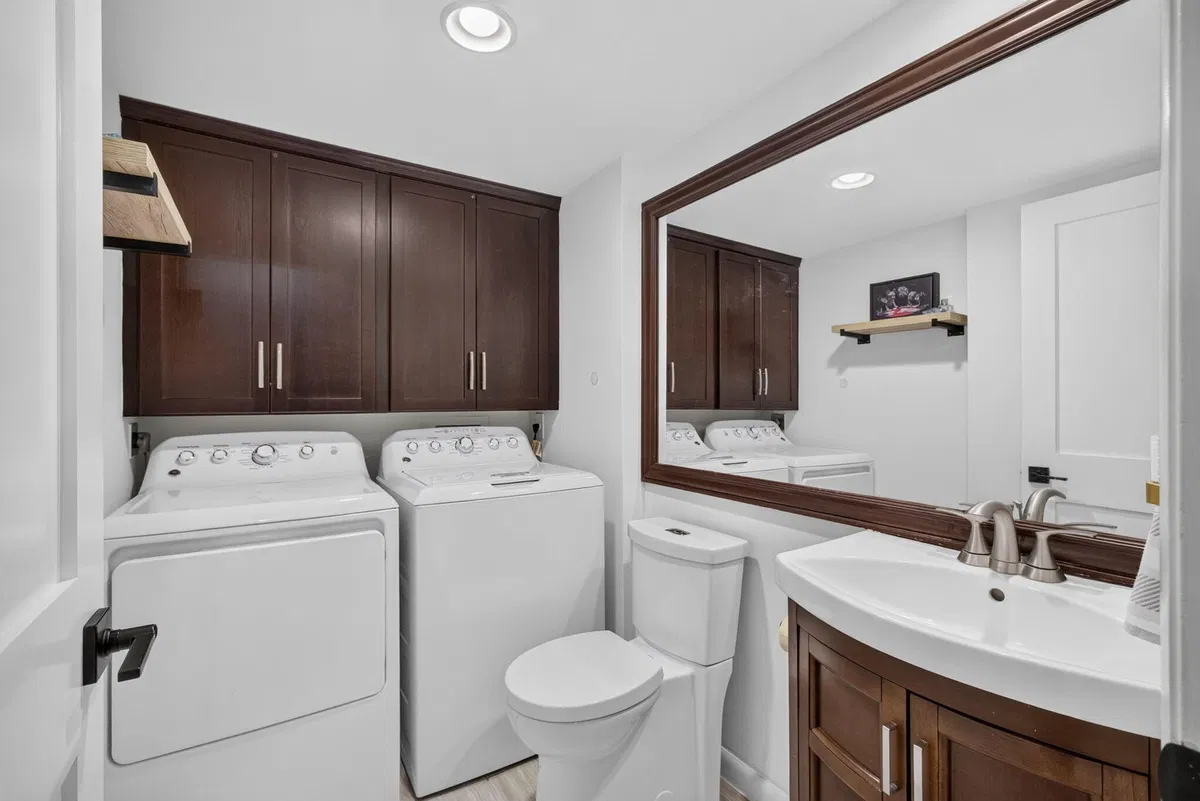 Residence photo 16