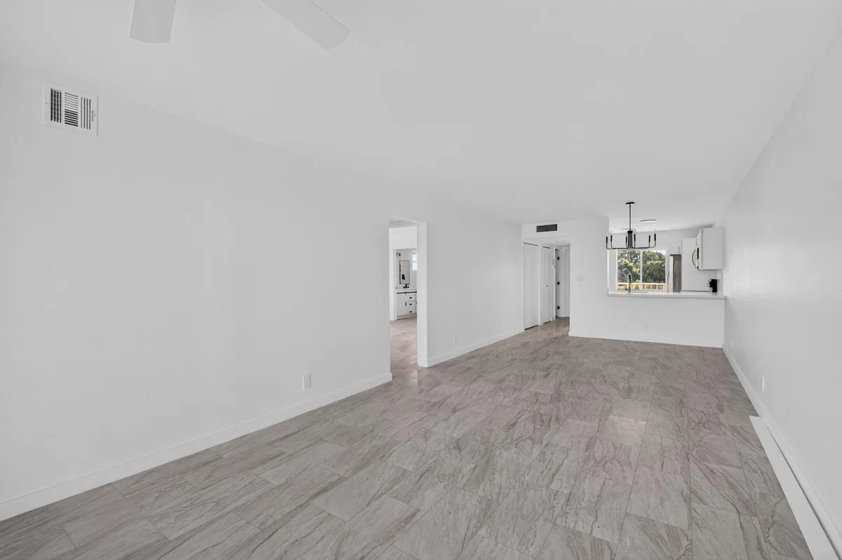 Unit 408 photo 13
