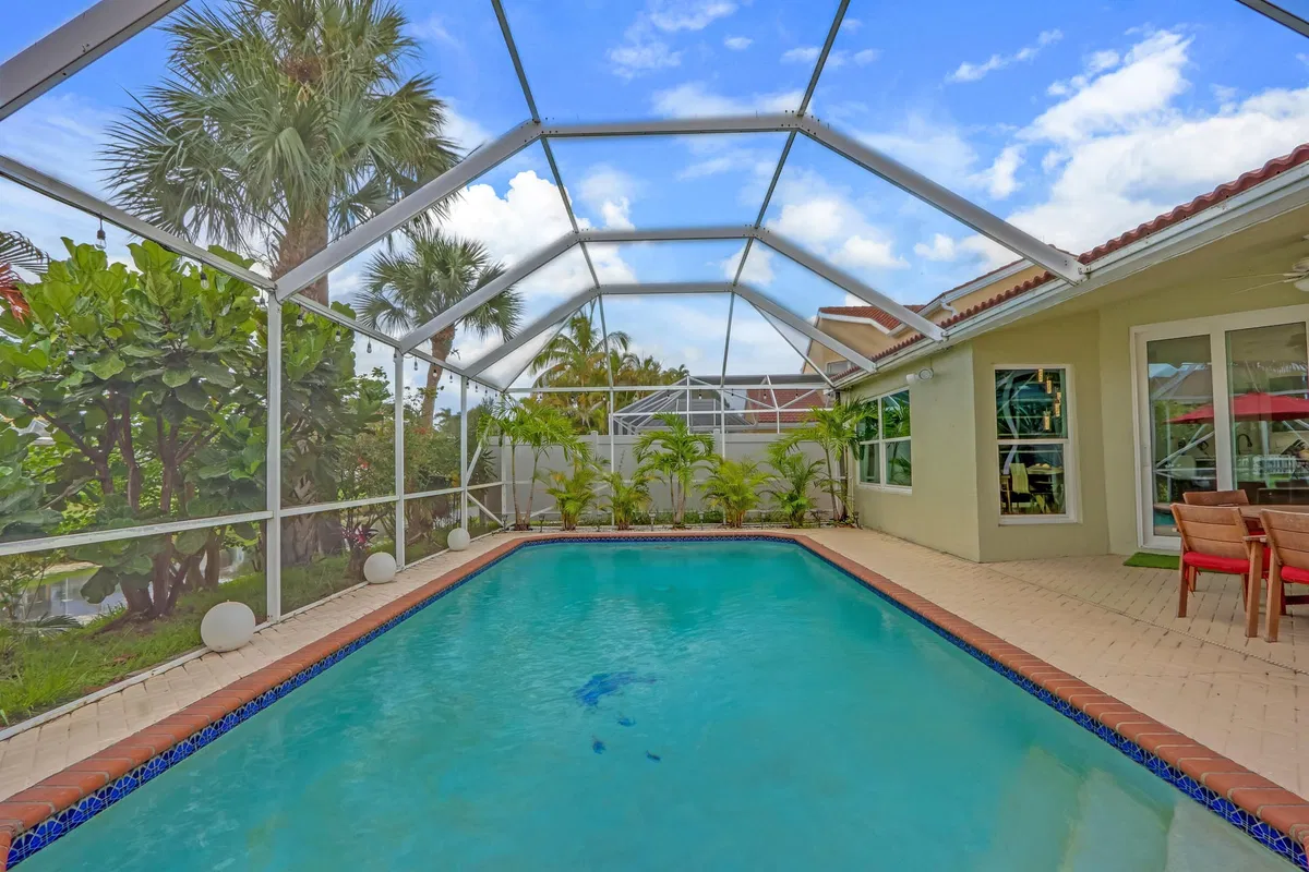 Residence photo 22