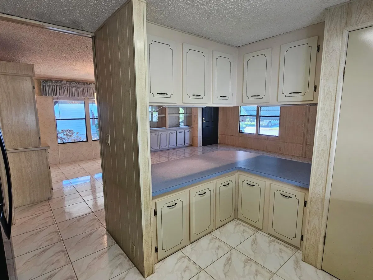 Residence photo 10