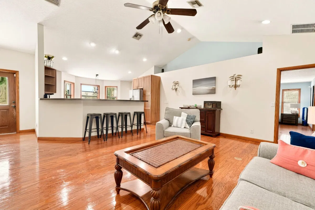  Residence photo 7