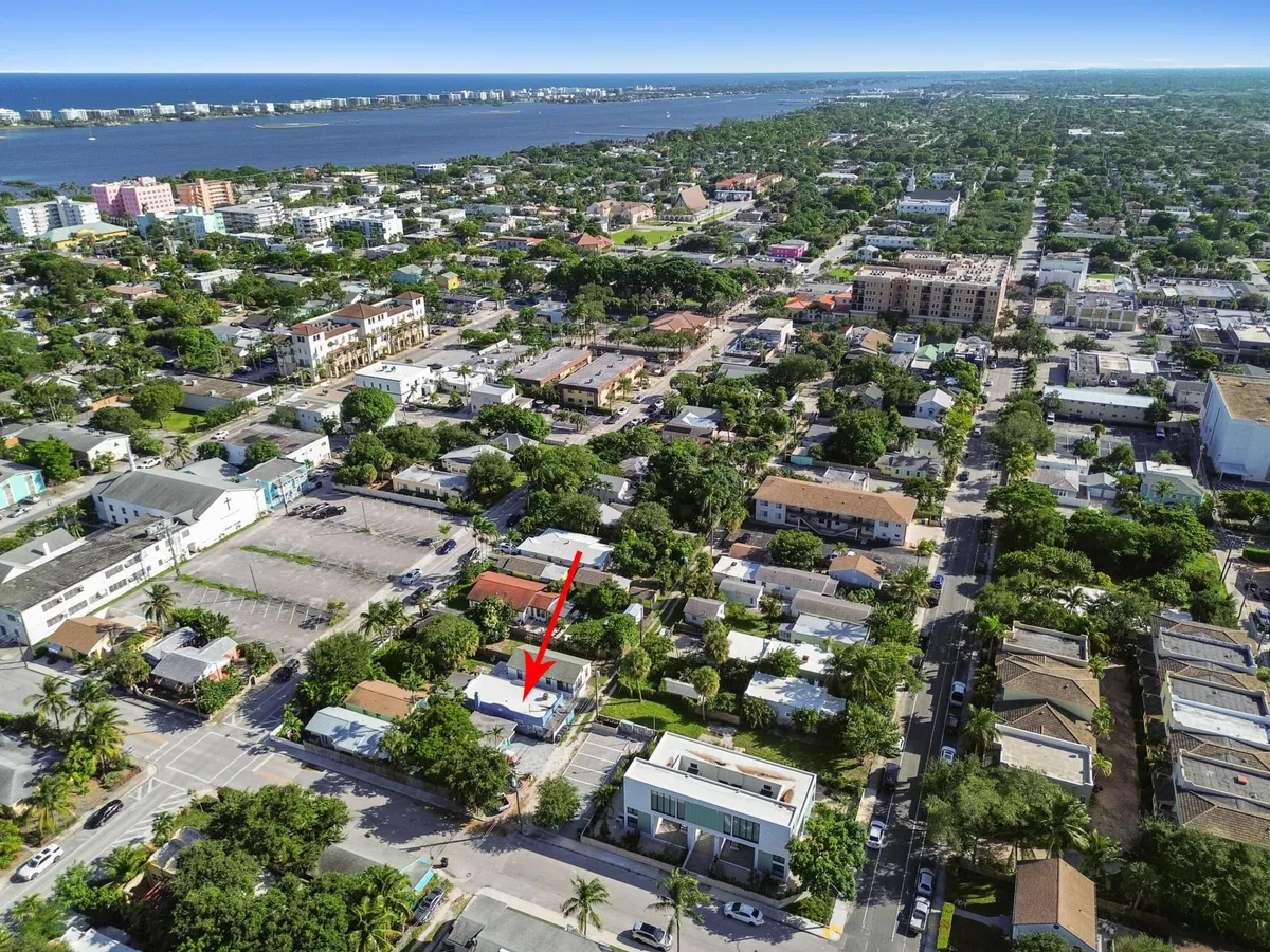 Residence photo 25