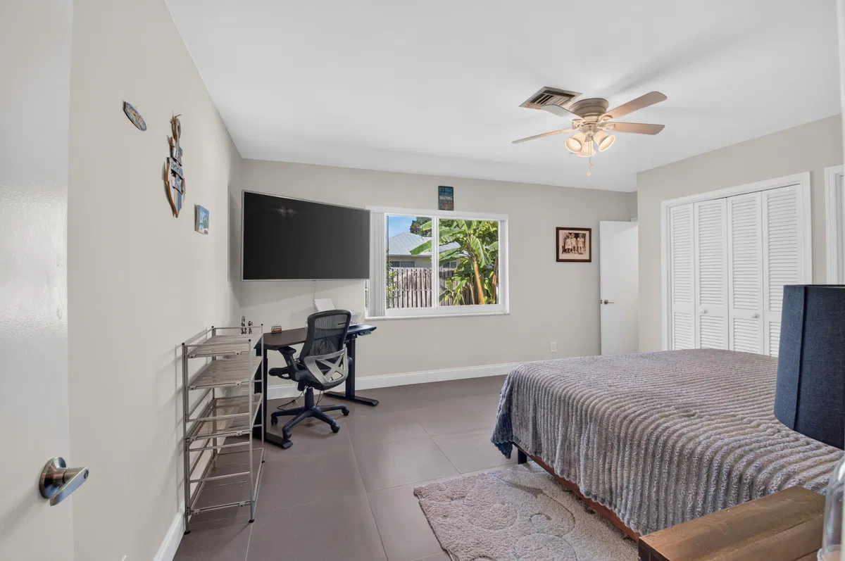 Residence photo 31