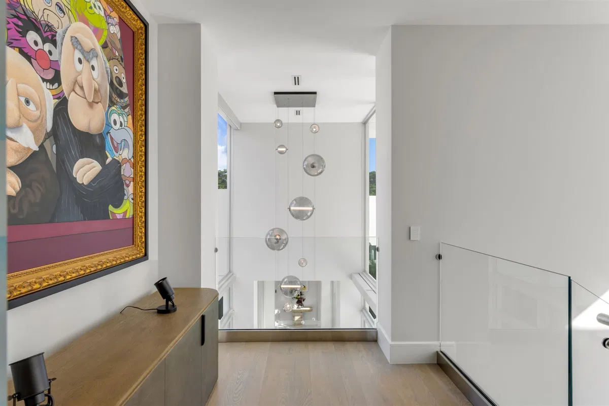 Residence photo 31