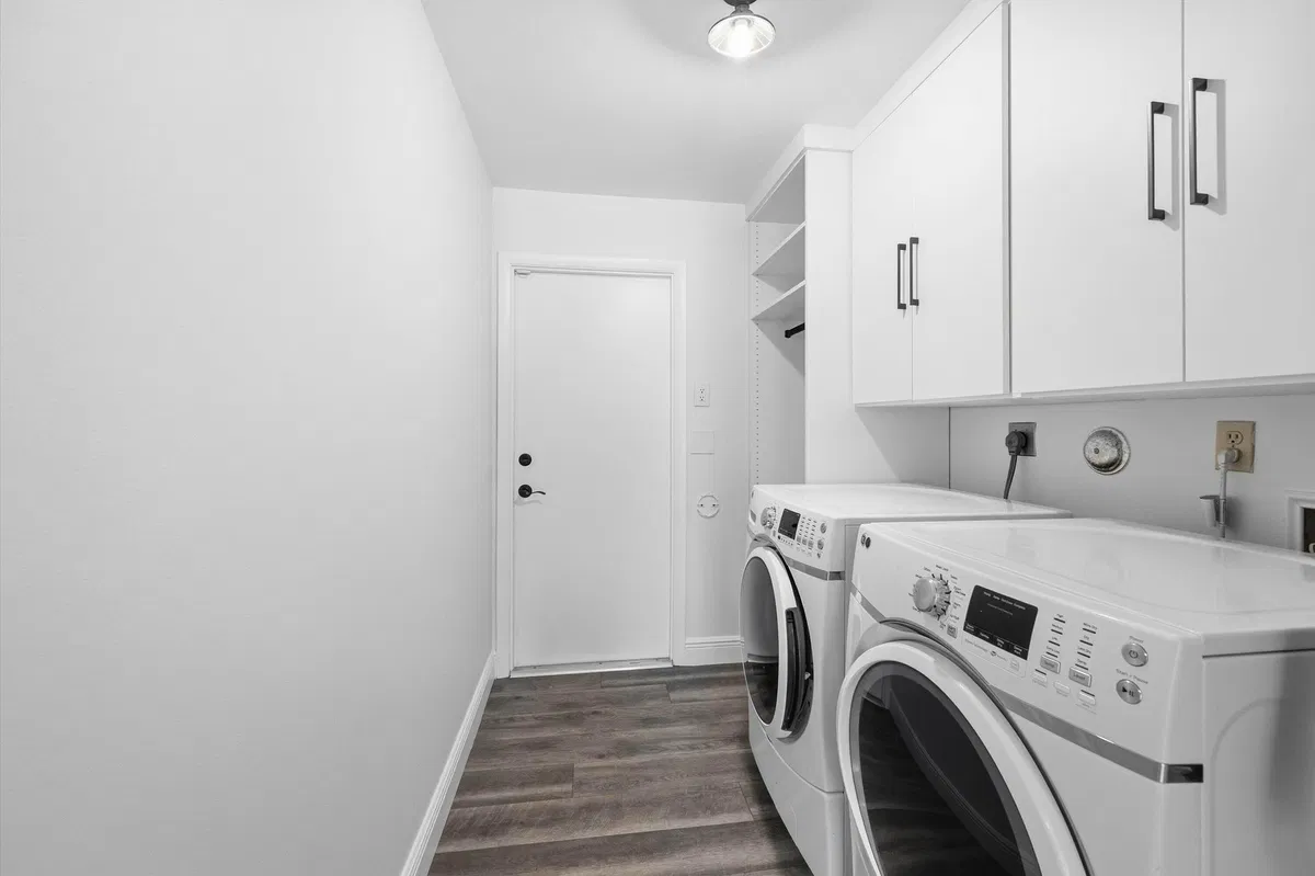 Residence photo 19