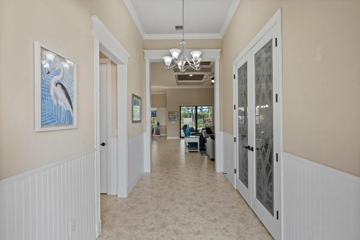 Residence photo 7