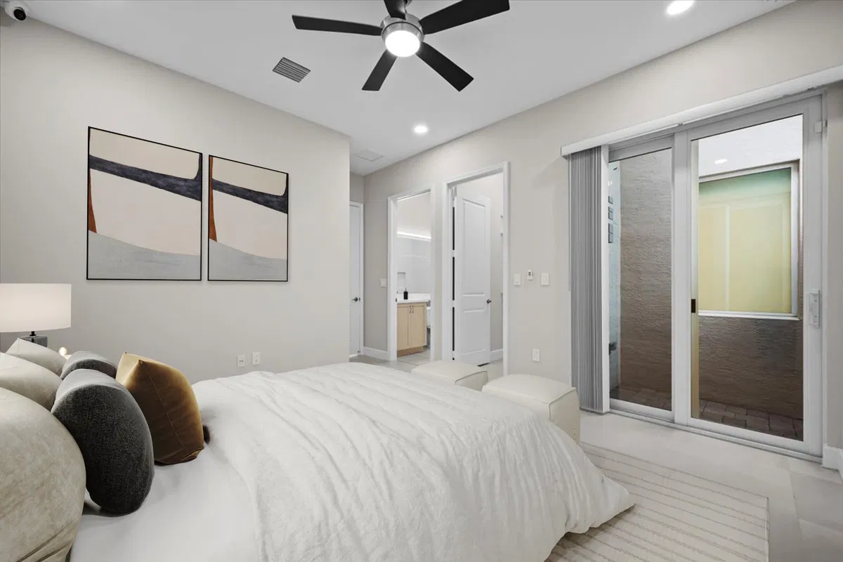 Residence photo 16