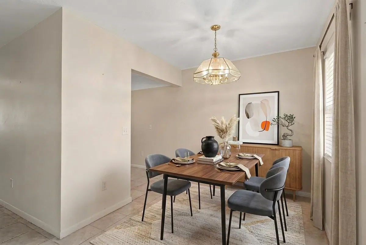 Residence photo 25