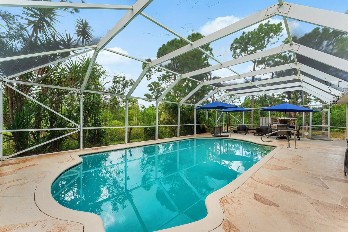  Residence photo 10