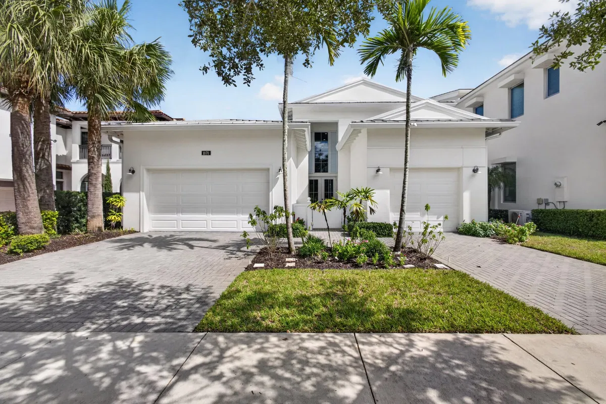 Alton Homes Palm Beach Gardens Residence