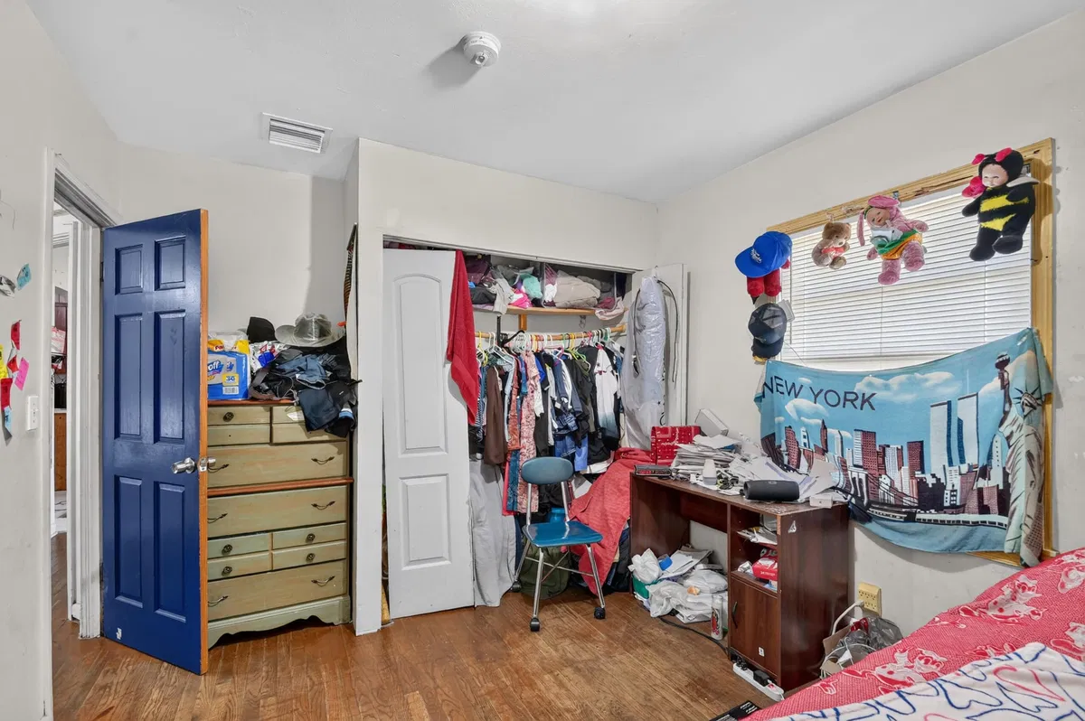  Unit A photo 43