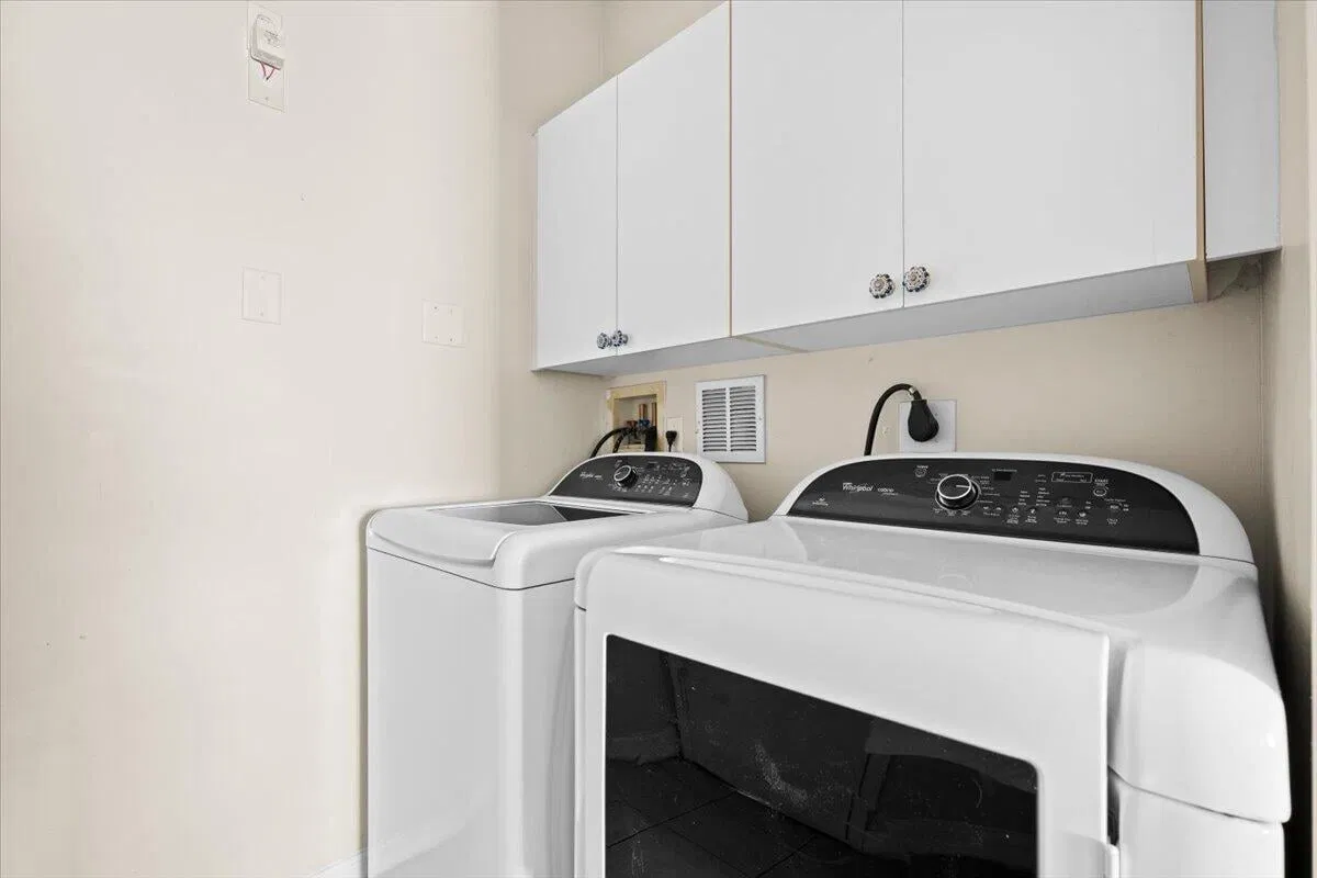  Residence photo 19