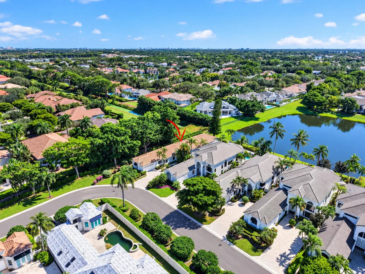 Woodfield Country Club Residence photo 64
