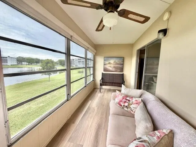 Residence photo 13