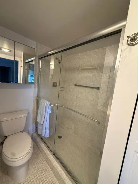 Unit 4008 photo 19
