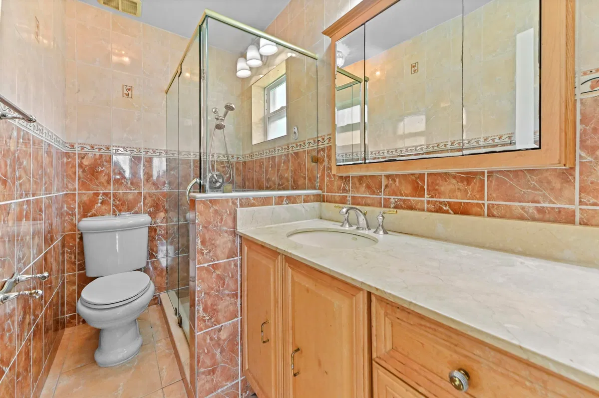  Residence photo 13