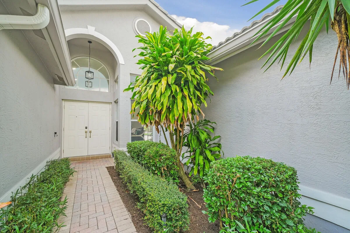 Residence photo 4