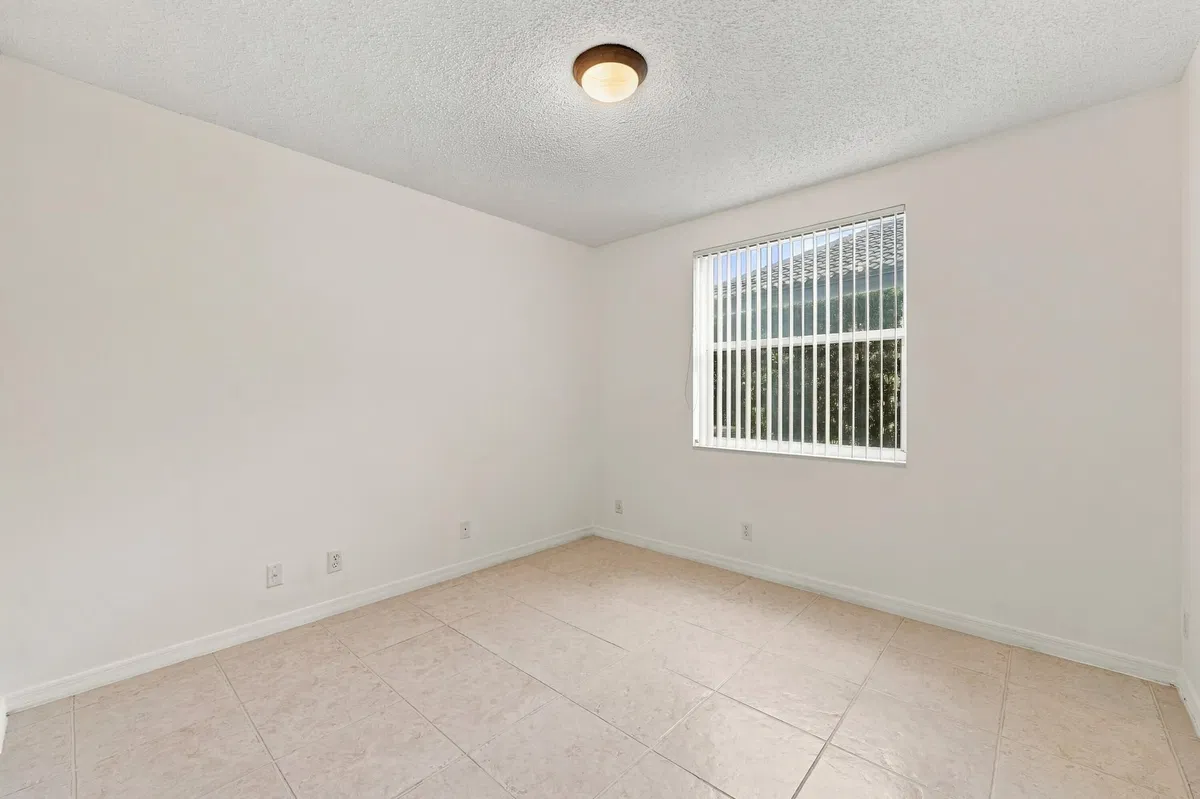 Boca Isles Residence photo 22