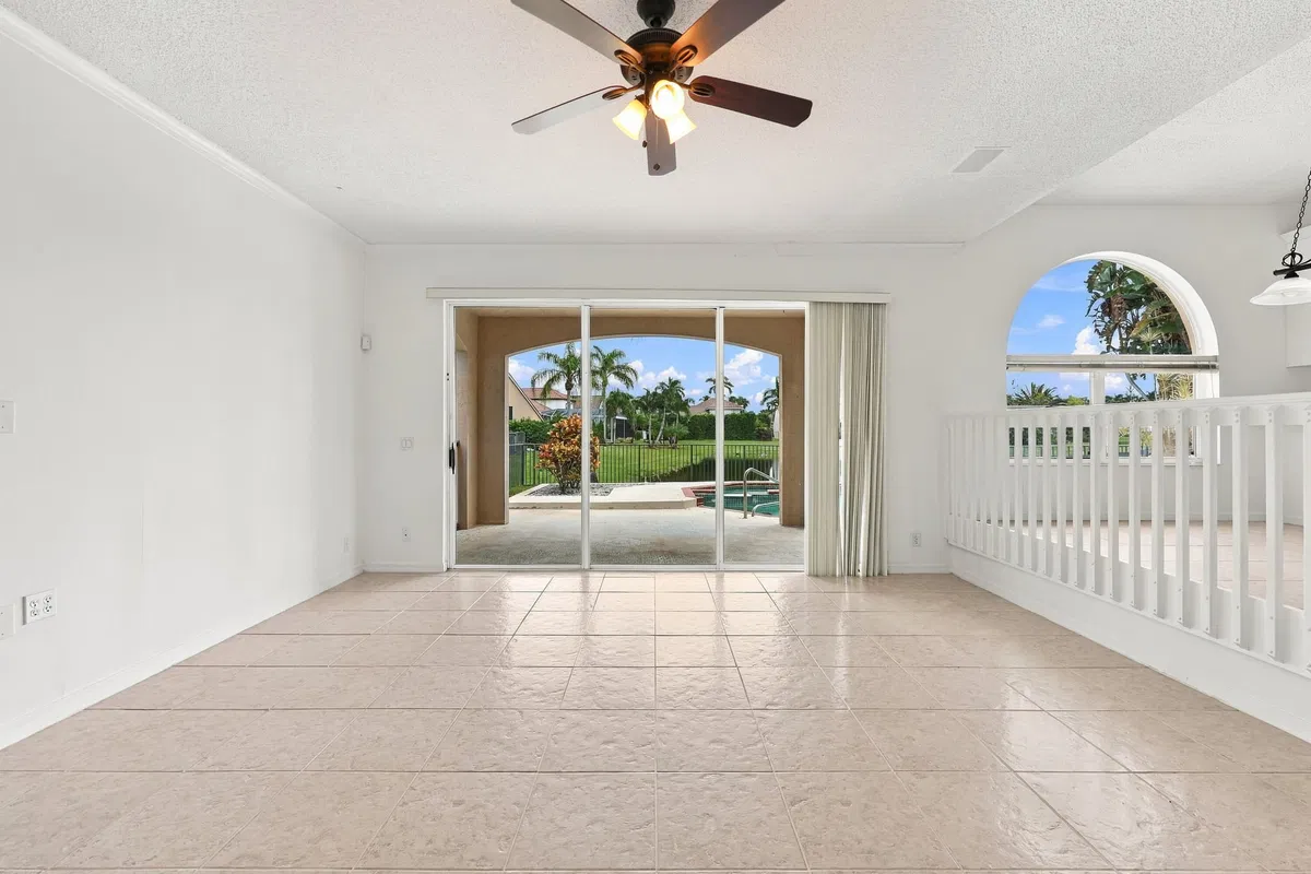 Boca Isles Residence photo 28