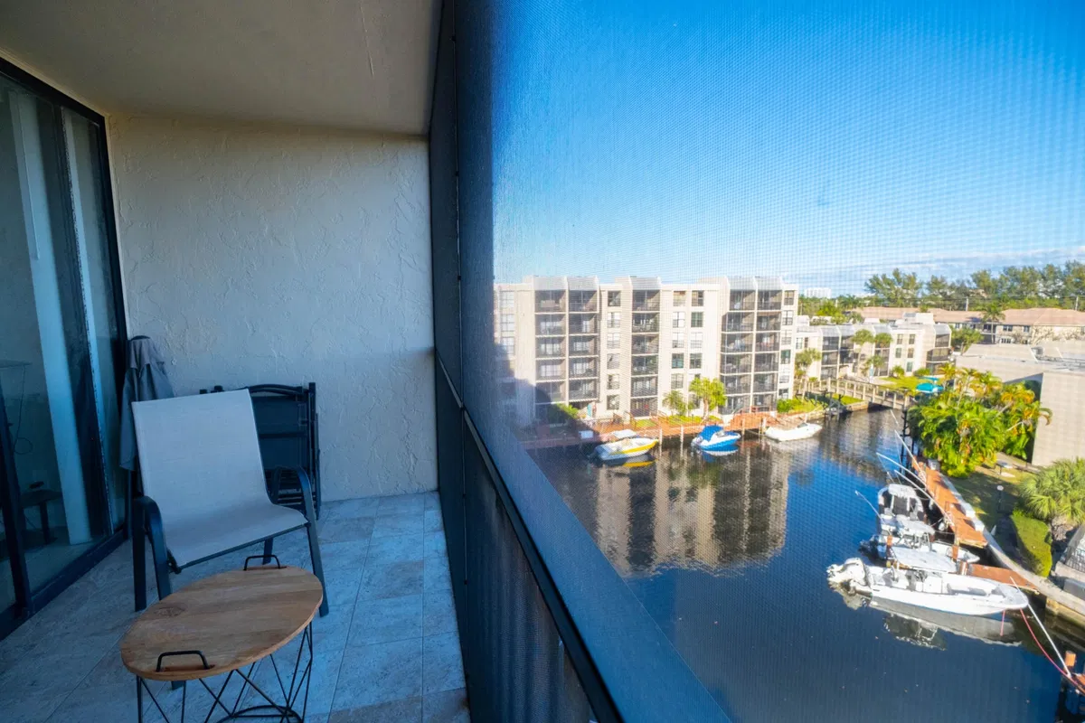 Boca Raton Unit 6050
