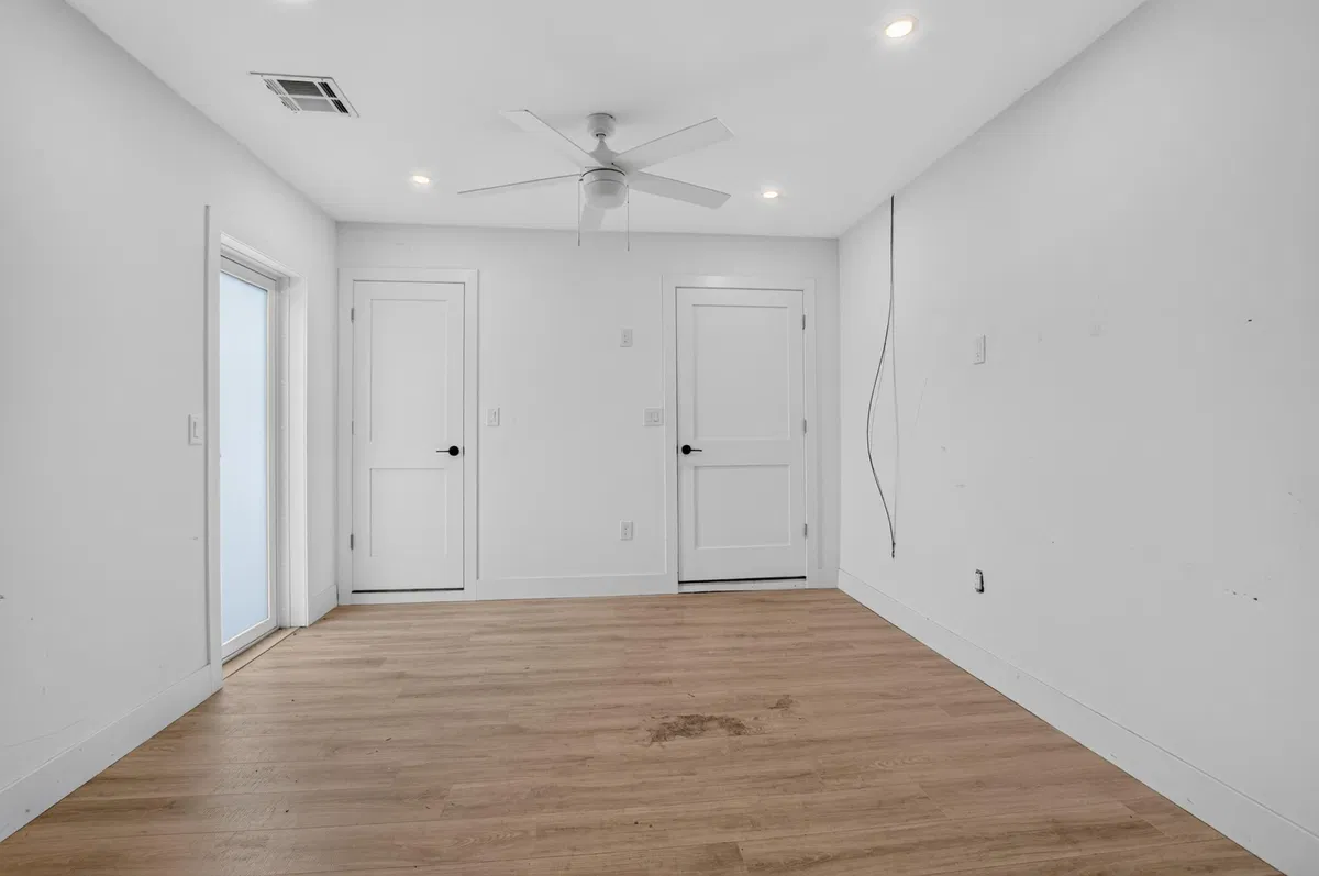  Residence photo 43