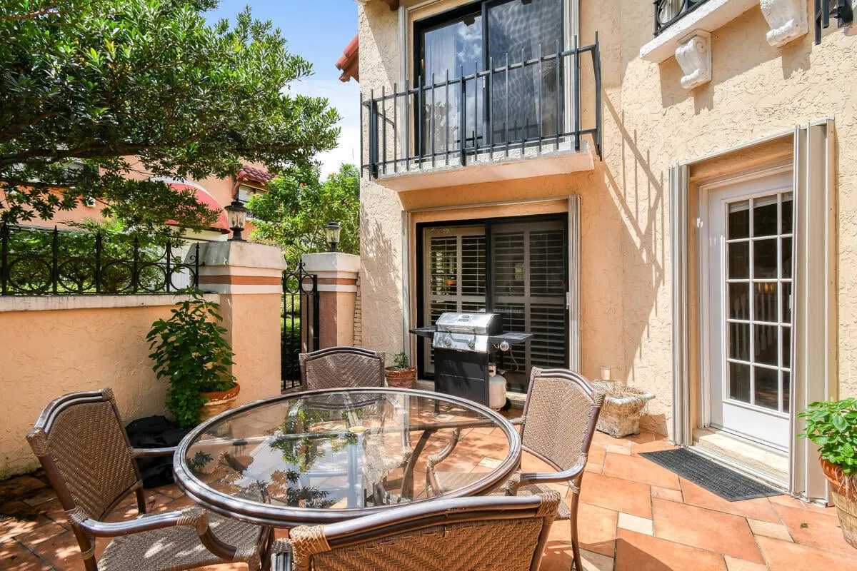 Residence photo 34