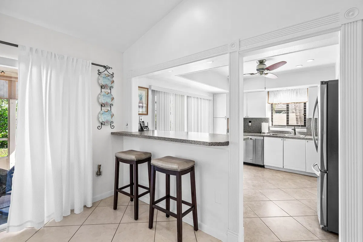  Residence photo 10