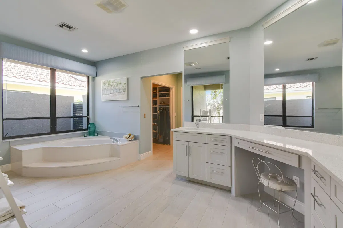 Harbour Ridge Residence photo 43