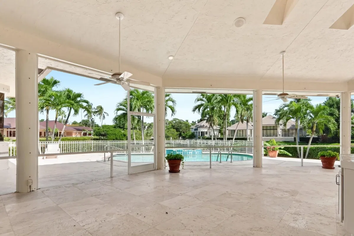 Frenchman's Creek Residence photo 19