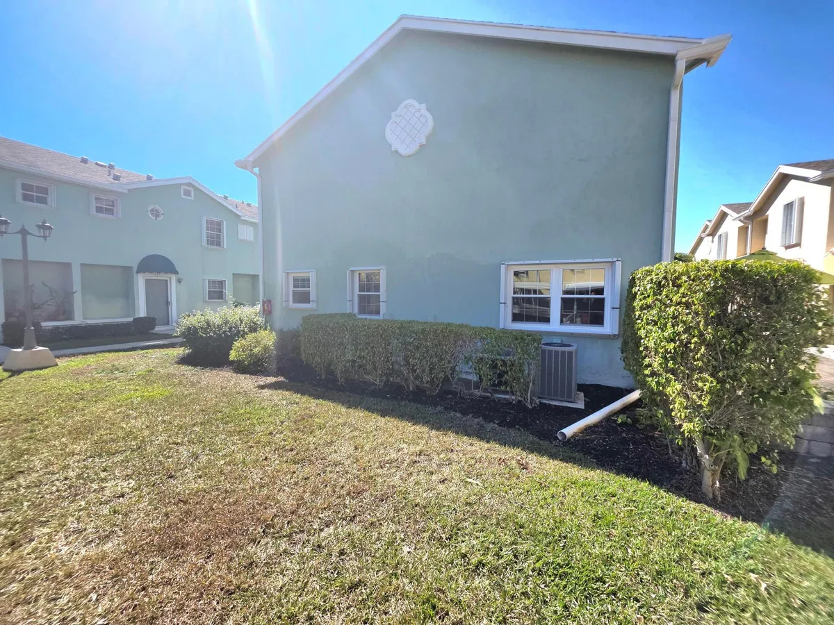  Residence photo 37