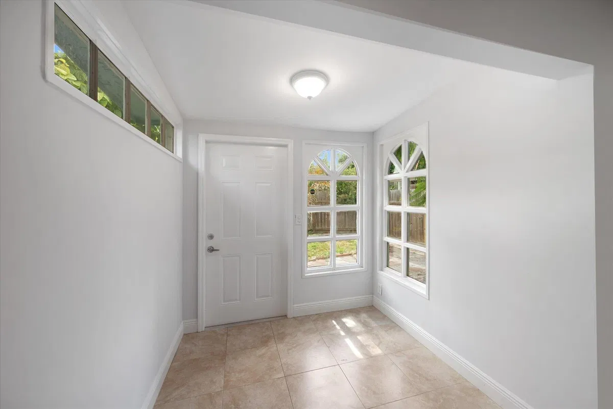 West Palm Beach Unit B photo 16