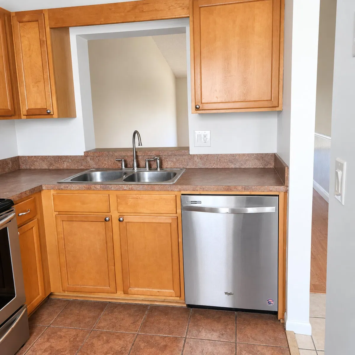 Unit 1206 photo 7