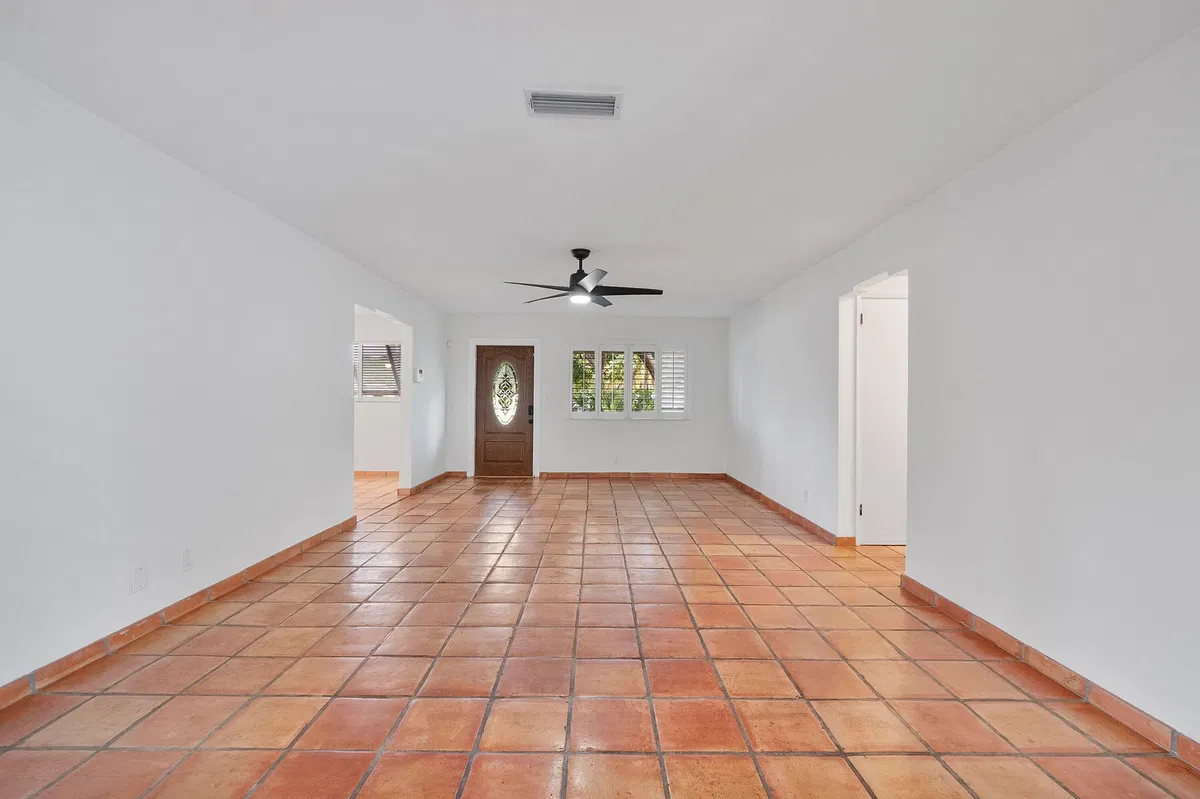 Residence photo 4