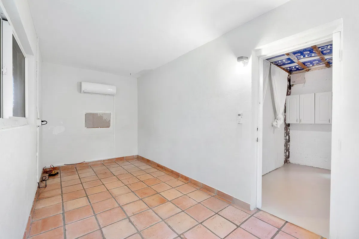Residence photo 19