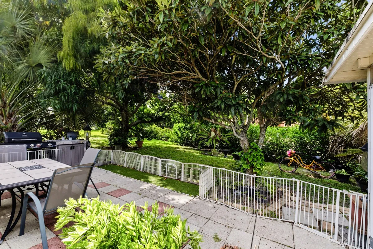 Residence photo 31