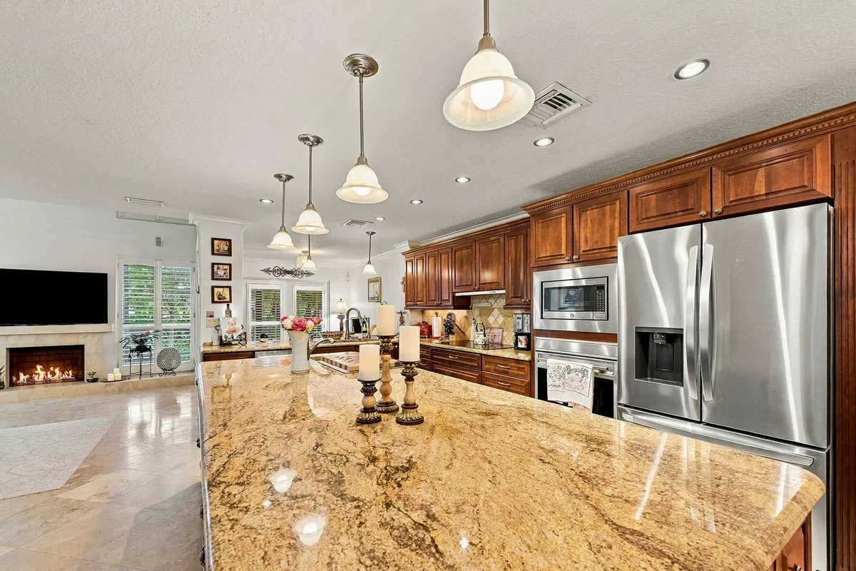  Residence photo 10
