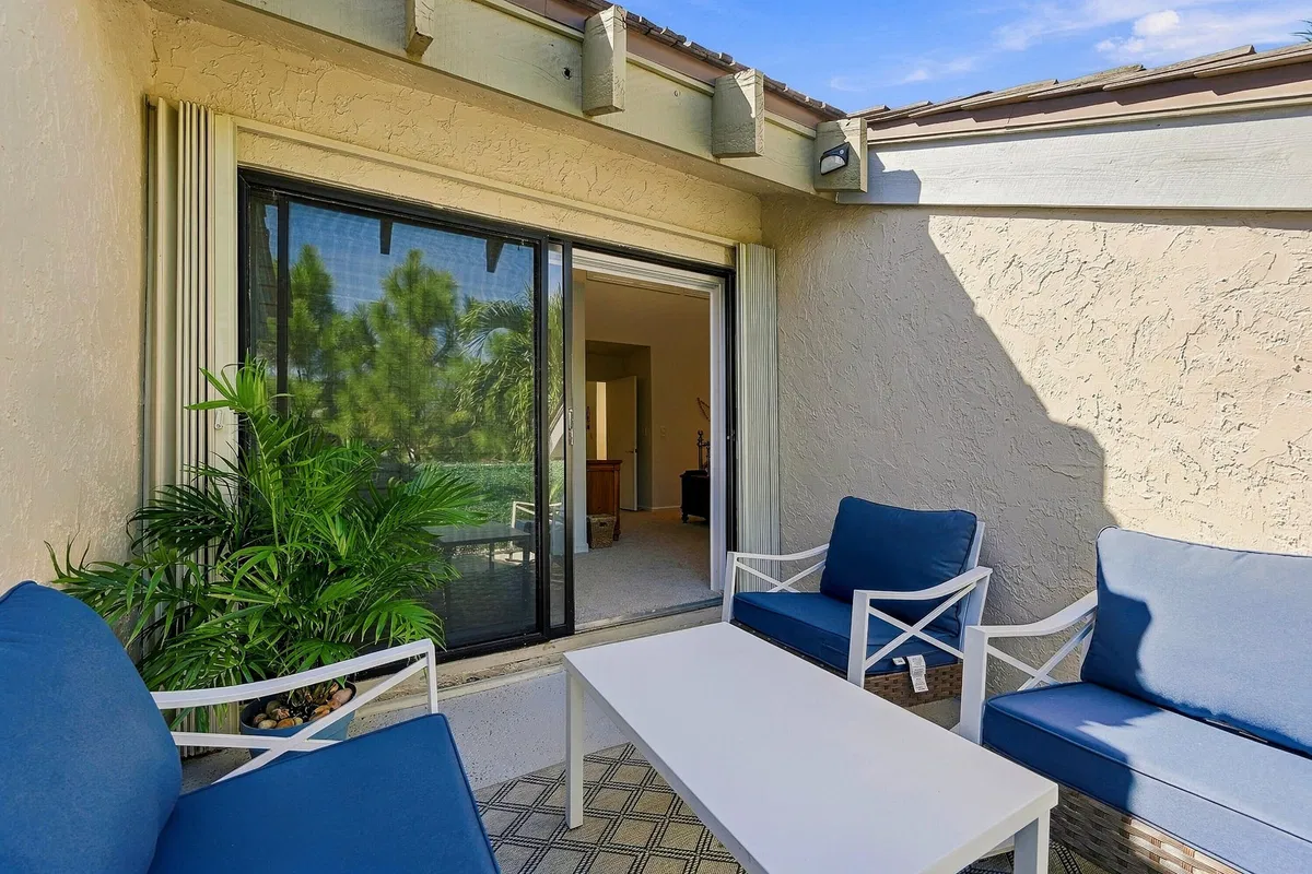  Residence photo 31