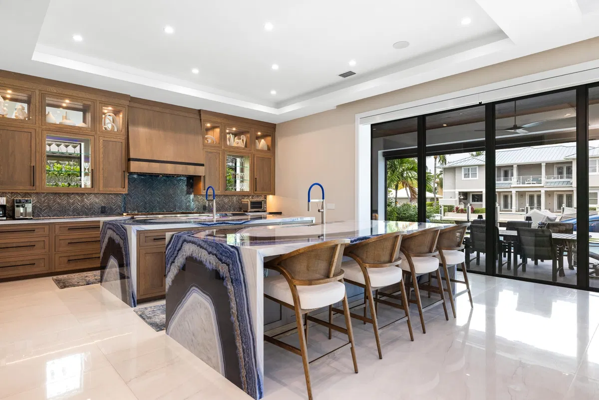 Palm Beach Isles Residence photo 7