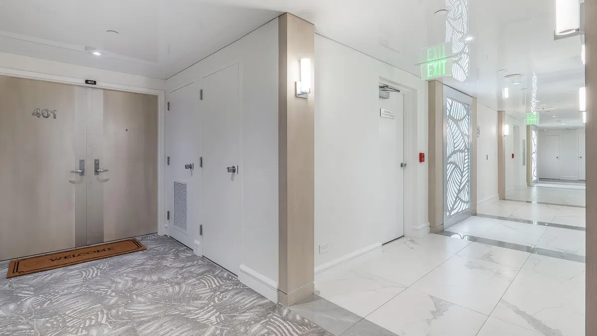 Unit 401 photo 46