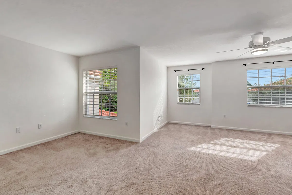Residence photo 43