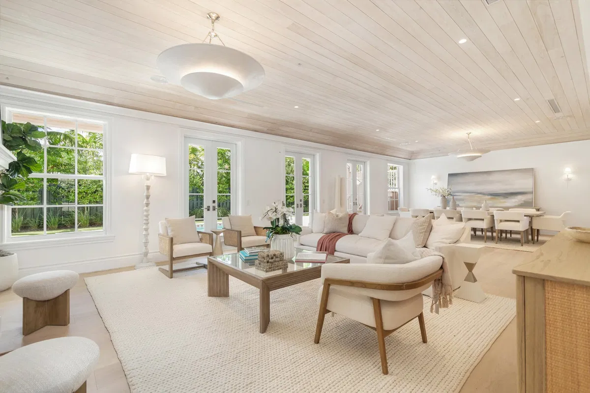 SoSo West Palm Beach Residence photo 4