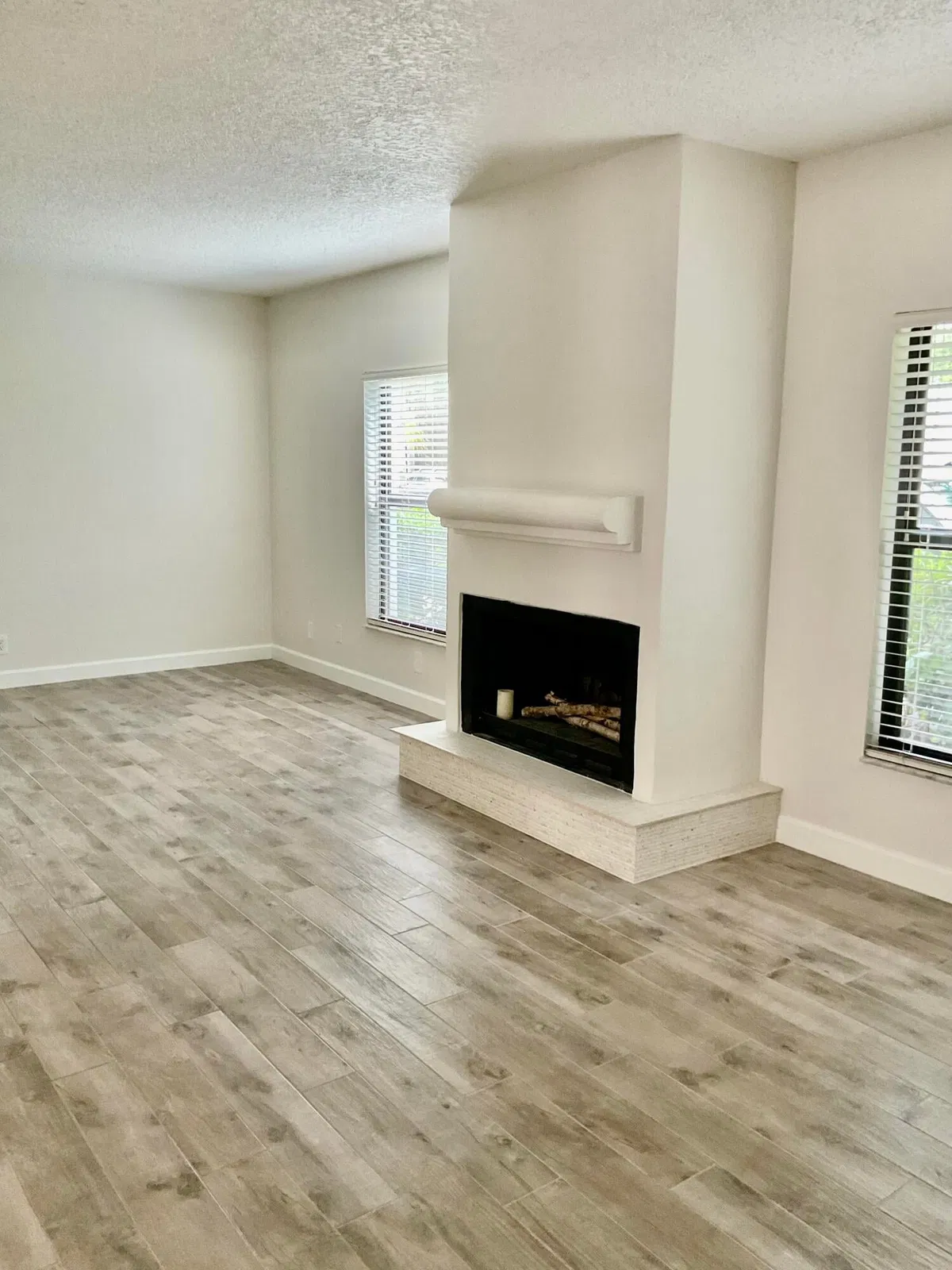 Flamingo Park Unit 1E