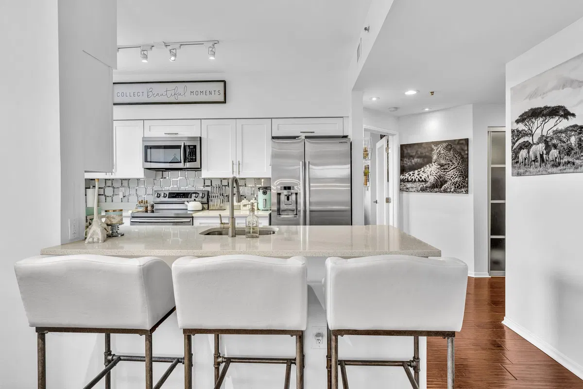 The Montecito Unit 213 photo 10