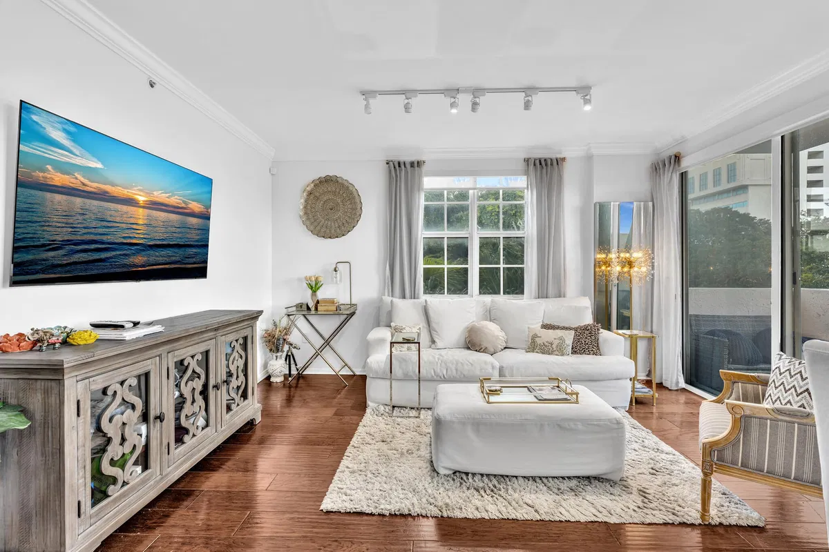 The Montecito Unit 213 photo 13