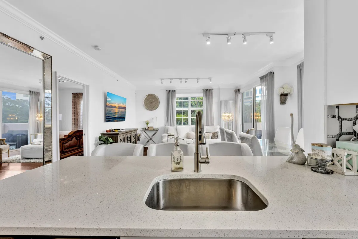 The Montecito Unit 213 photo 31