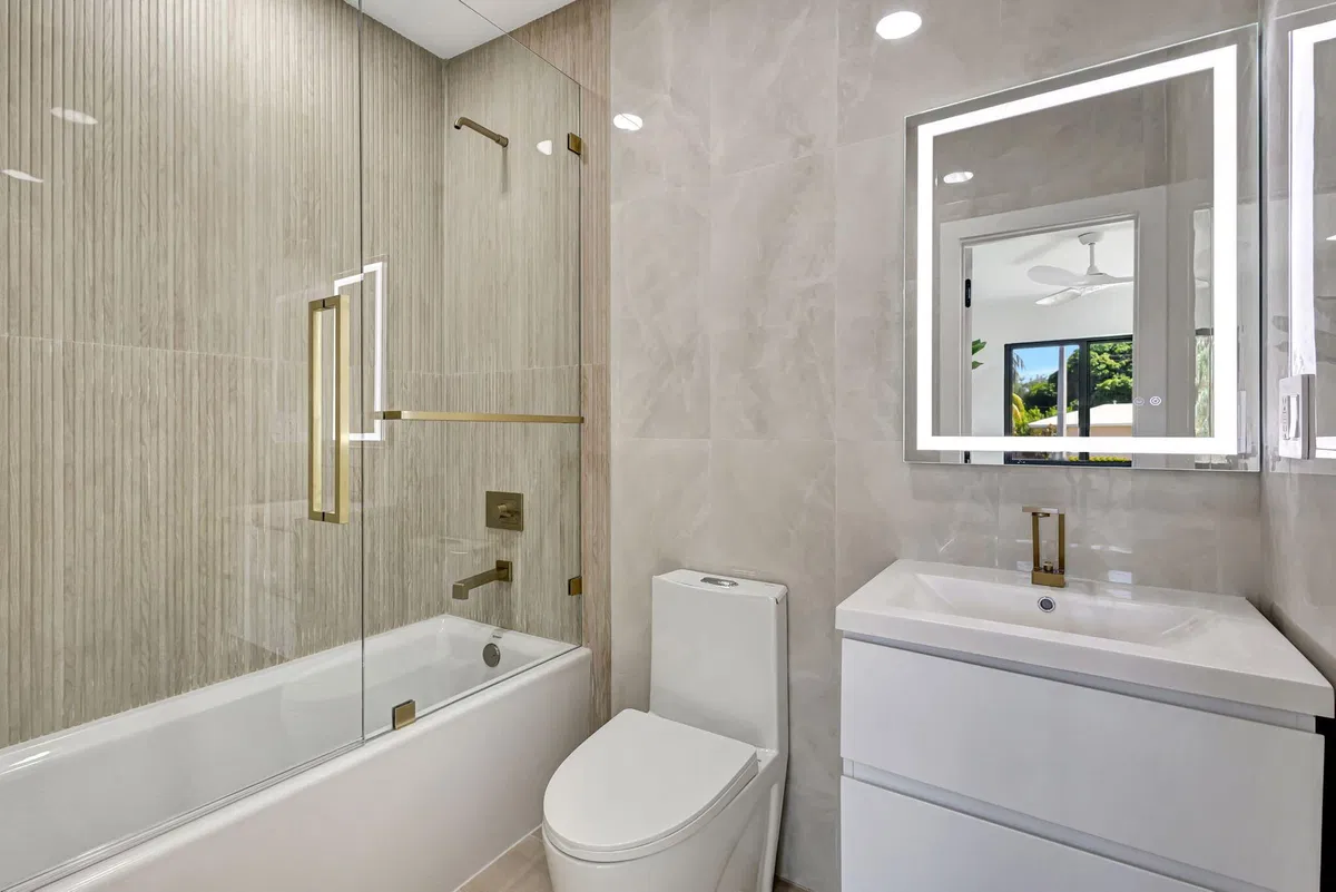 SoSo West Palm Beach Residence photo 25