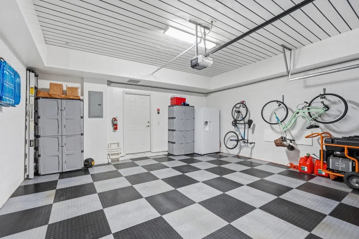 Residence photo 40