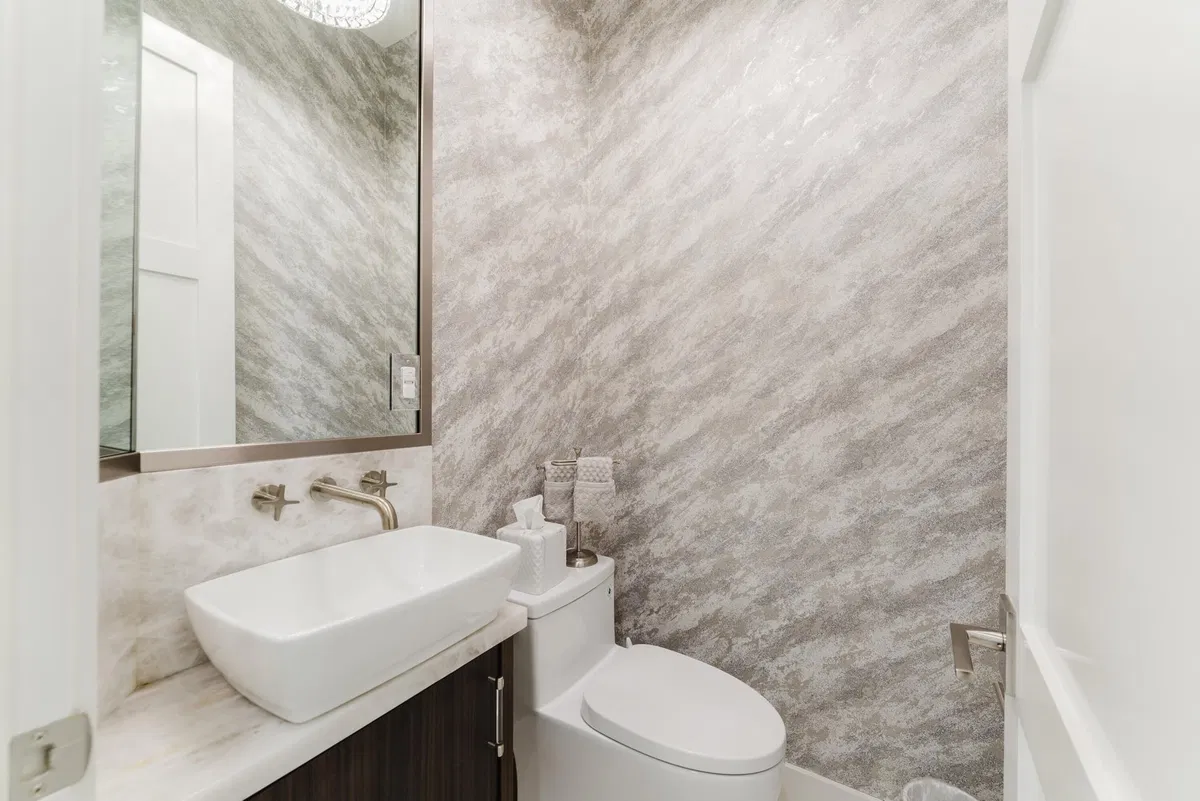 Boca Harbour Residence photo 19