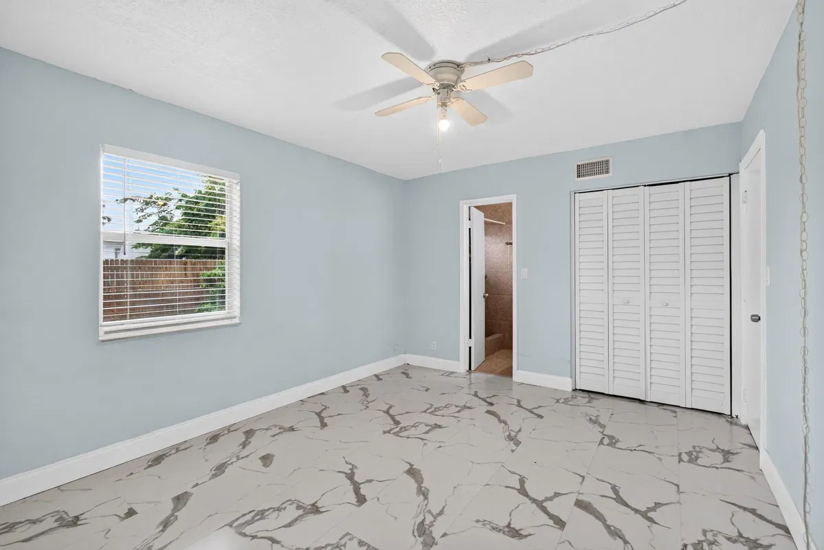 Residence photo 31