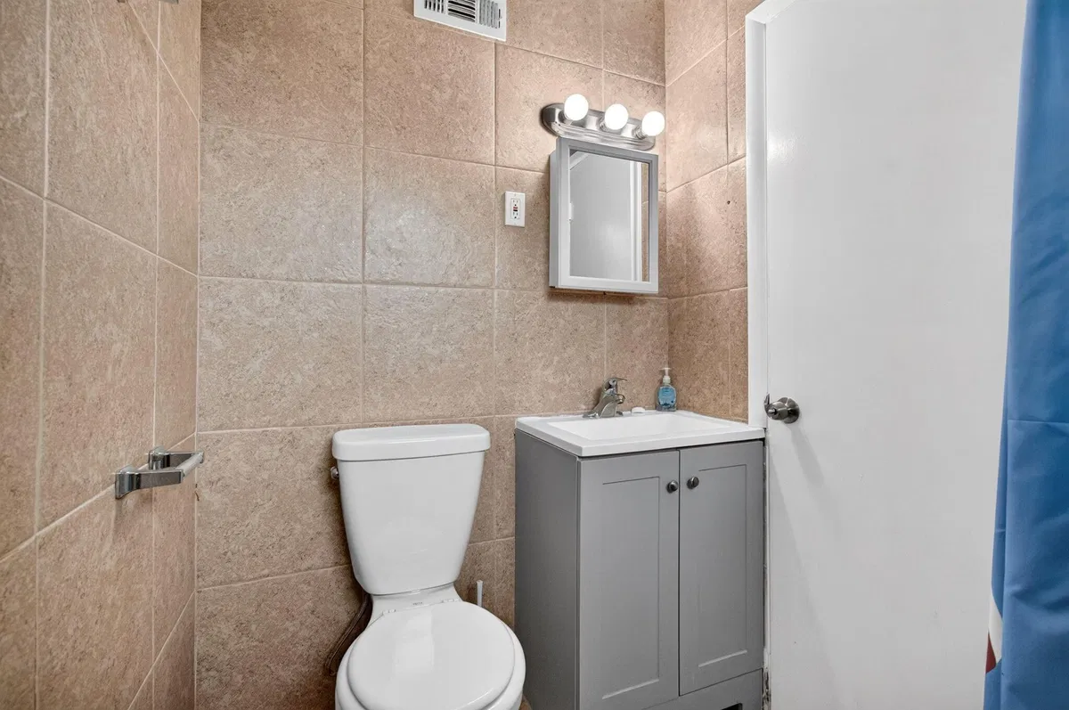 Residence photo 34